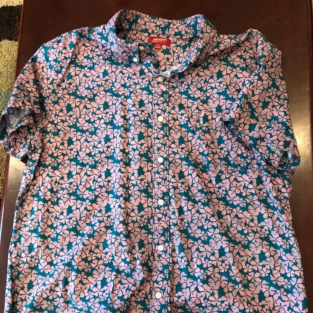 arizona jean co. casual button down shirt
